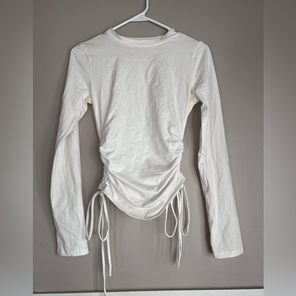 Elegant White Long Sleeve Ruched Top